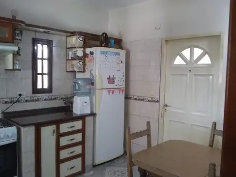 Casa en Alquiler en José Mármol, $ 1.200.000