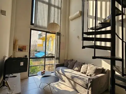 Departamento en Alquiler Saavedra / Coghlan Duplex en Doble altura con Terraza propia AMOBLADO