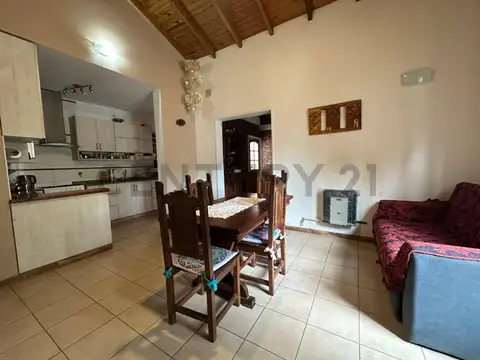 Casa en Venta con 1 cochera