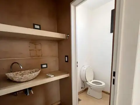 Oficina en Alquiler 8 años