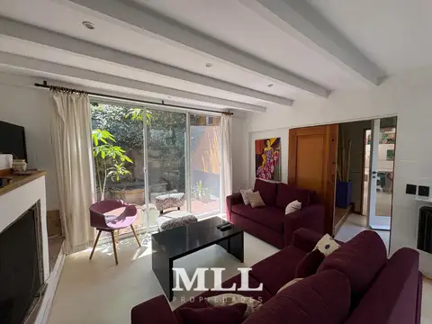 Casa 5 ambientes con 2 baños