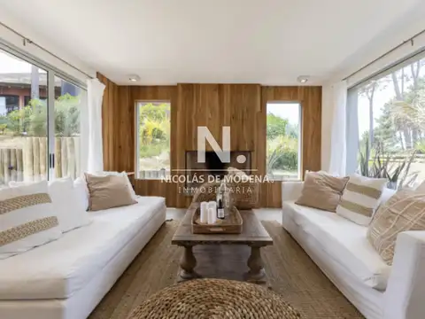 Casa 4 ambientes con 3 baños