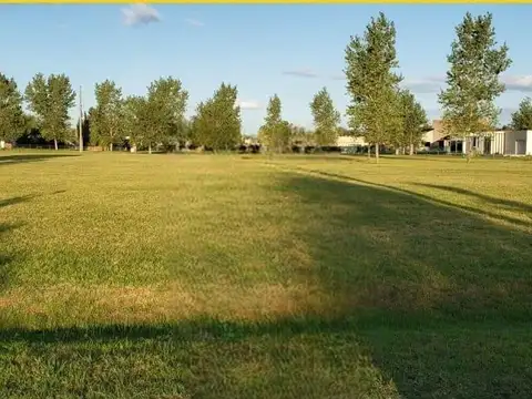 LOTE DE 2500 M2 EN VENTA FINCAS DE SAN VICENTE GOLF