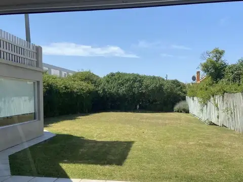 Casa en Venta en La Barra, USD 390.000