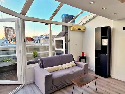 Alquiler temporario – Departamento amoblado exclusivo 2 amb c/ balcón aterrazado, jacuzzi y parrilla