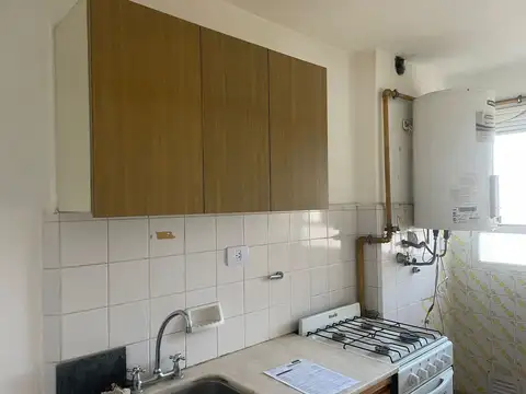 DPTO ALQUILER UN DORMITORIO CENTRICO