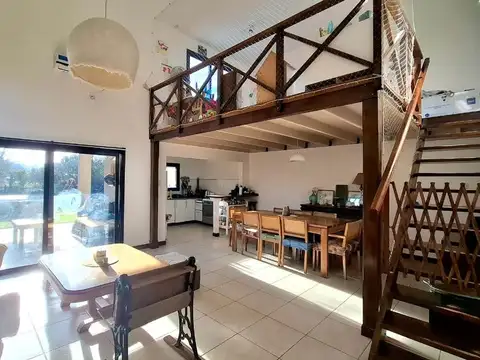CASA EN VENTA EN PEHUAJÓ CON PILETA