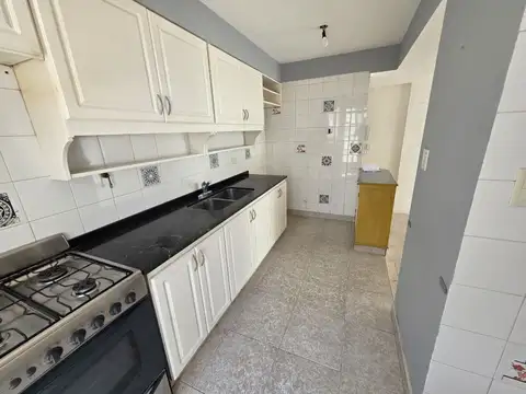 Depto Tipo Casa en Venta 40 años