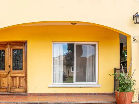 Casa en Venta en Jardines de Escobar, USD 195.000
