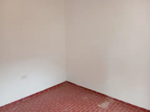 Depto Tipo Casa en Alquiler de 1 dormitorio