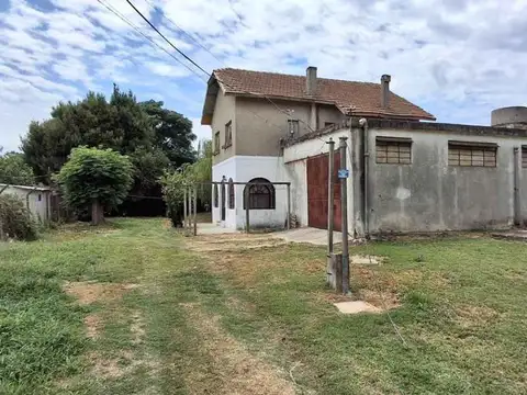 Casa y galpón de 500 m2 Barros Blancos casi R8