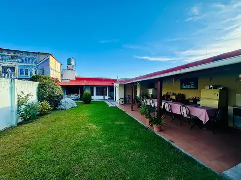 CASA EN VENTA FERROVIARIO POSIBILIDAD DE PERMUTA