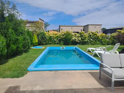 Casa en Venta en Pilar del Este - San Ramon, USD 220.000