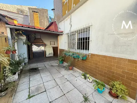 Casa en venta de 3 ambientes con cochera - Villa Ballester