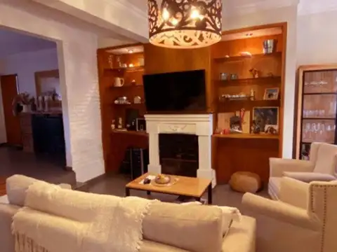 AVC, Avellaneda 160, B7540 Coronel Suarez, Provincia de Buenos Aires,