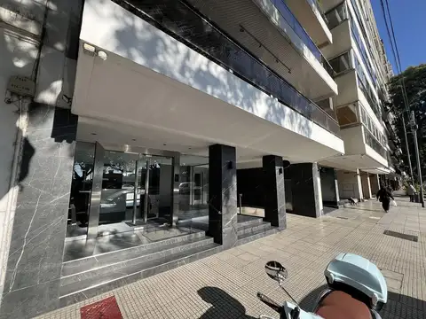 LIBERTADOR AL 4600 - PISO 3 DOR C/ DEP - COCH - 2 PATIOS