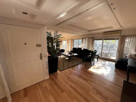 Departamento 4 ambientes con 5 baños