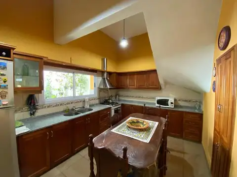 CASA VENTA 4 DORMITORIOS B°PUEYRREDON cba cap