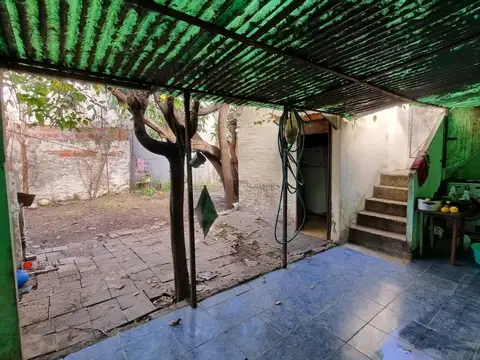 Depto Tipo Casa en Venta 50 años