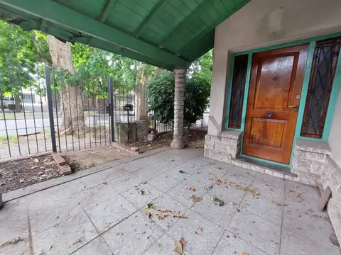 Venta de Casa 5 AMBIENTES en Jose Marmol, Almirante Brown.