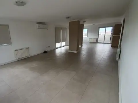 Departamento en Alquiler de 3 dormitorios