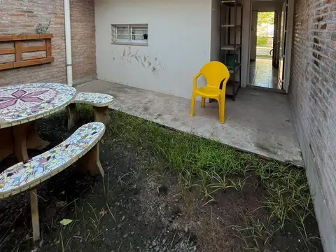 Depto Tipo Casa en Venta al Este