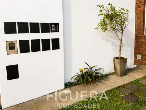 Casa 3 ambientes con 2 baños