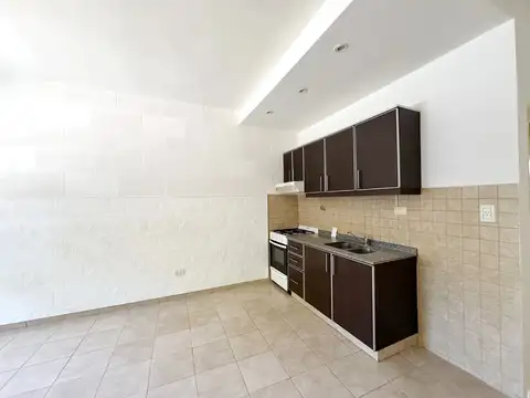 Depto Tipo Casa en Venta de 2 ambientes