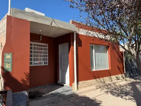 Alquilo a EMPRESA, casa amoblada de 3 dorm.