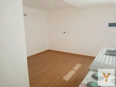 Depto Tipo Casa en Alquiler de 2 ambientes