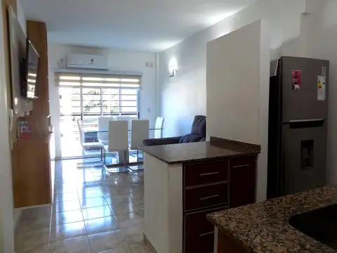 Depto Tipo Casa 2 ambientes con 1 baño