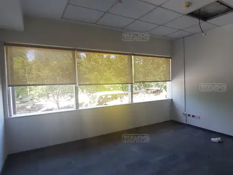 Oficina en Alquiler al Noreste
