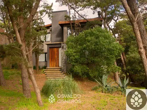 Kenezak - Casa En Mar De Las Pampas  50 M De La Playa