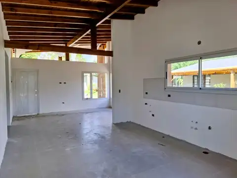 Casa en Venta - 2 dormitorios 1 baño - Costa del Este