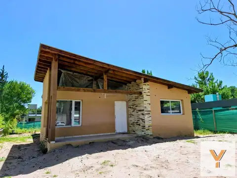 Casa en Venta - 2 dormitorios 1 baño - Costa del Este