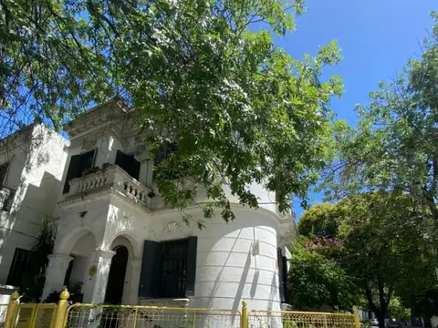 Local en Alquiler en Villa Urquiza, $ 3.200.000