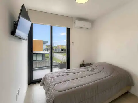 Depto Tipo Casa en Alquiler 1 año