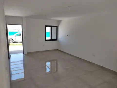 ALQUILER  DUPLEX PREMIUM – SAN IGNACIO VILLAGE, ZONA SUR