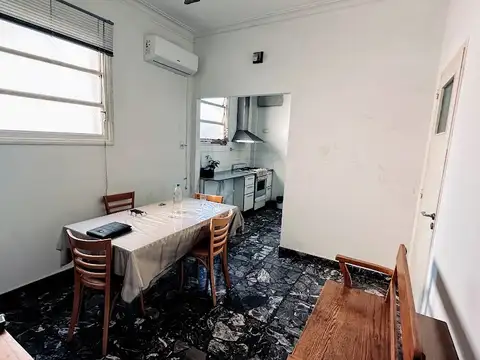 Depto Tipo Casa en Venta de 5 ambientes