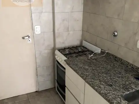 Departamento en Alquiler en Moron Sur, $ 320.000