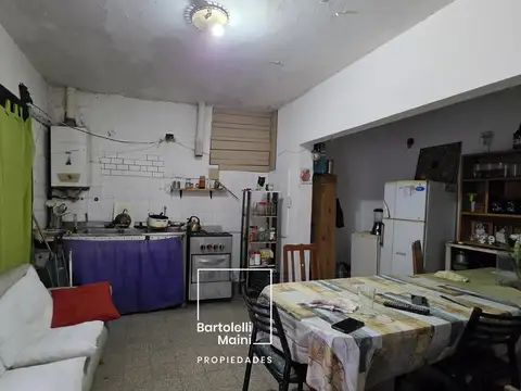 Casa 7 ambientes con 3 baños