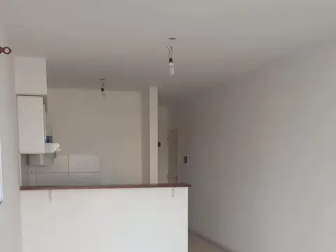 Departamento venta barrio republica de la sexta monambiente luminoso balcon contrafrente tranquilo