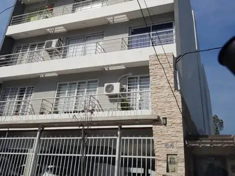 COCHERA EN ALQUILER, MUY BUENA UBICACION.