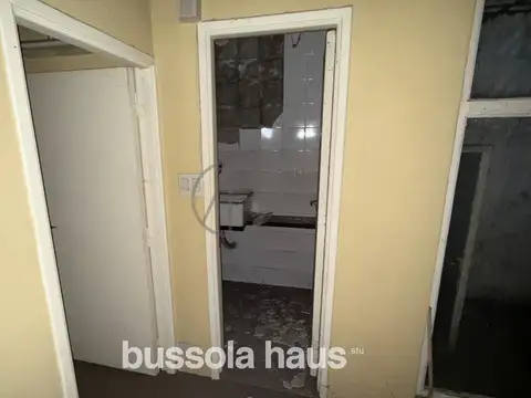 Local en venta en sótano en pleno Recoleta