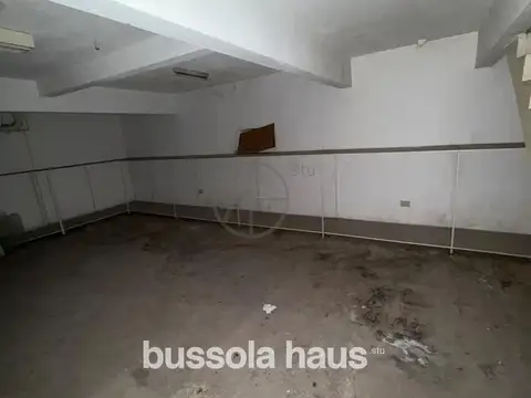 Local en venta en sótano en pleno Recoleta