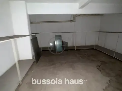 Local en Venta 40 años