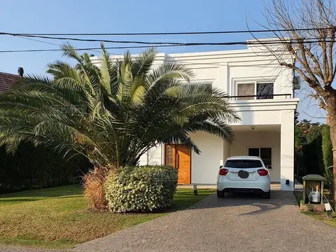 Casa  en Alquiler en Banco Provincia, Francisco Álvarez, Moreno