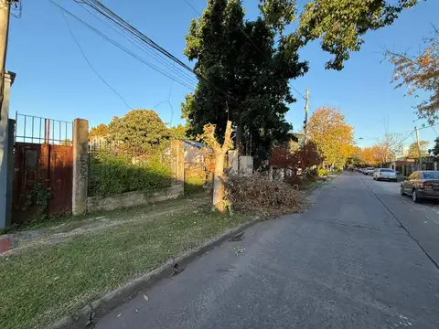 Ingeniero Luis Laporte  al 4100