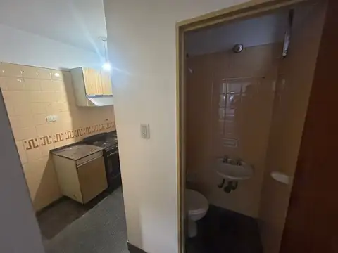 BV ILLIA 200, Piso 1