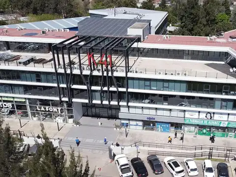 Oficina en Alquiler al Norte